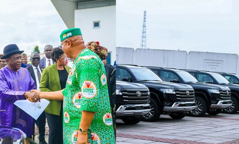 Gov Eno Gives Ex-Deputy Govs SUVs, Pay Increase For Monarchs