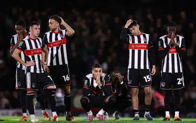 Grimsby Fined For Fielding Ineligible Player Against Man United