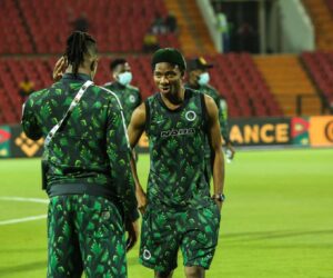 “He needs some talking to” – Ex-Super Eagles forward blasts Nwakali’s career decisions