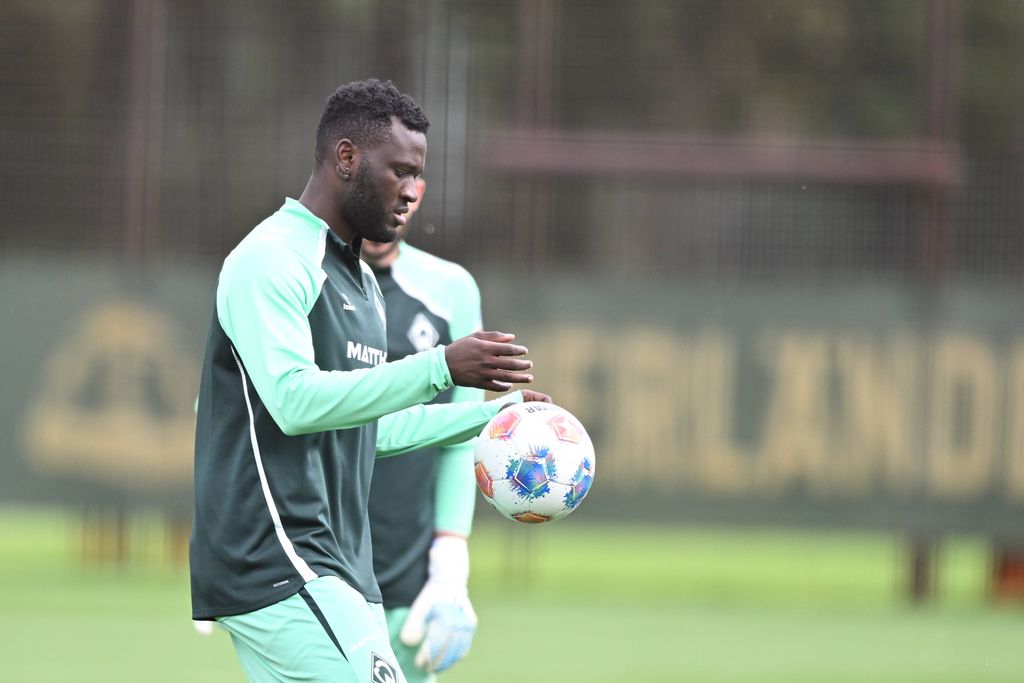 “He scored against Bayern Munich”- Werder Bremen coach Horst Steffen reveals real reason for Victor Boniface’s lack of minutes