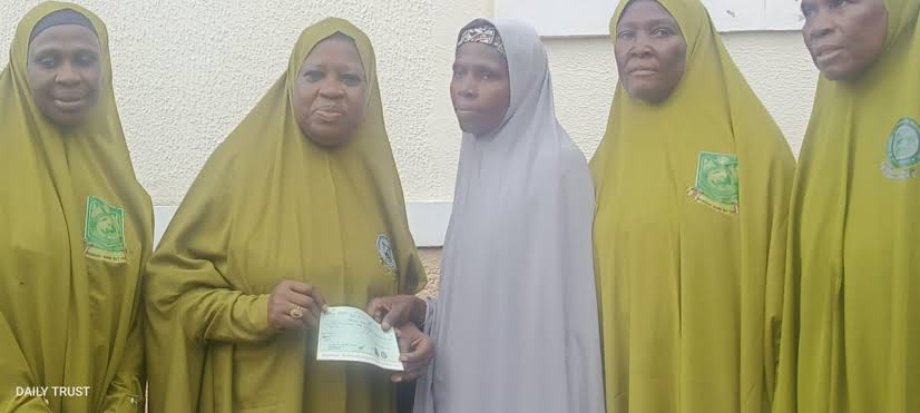 Cleaner who returned N4.8m rewarded with N2.5m