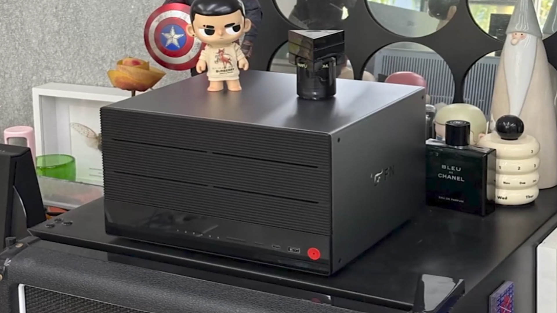 This Chinese NAS claims over 180TB of storage with UPS protection and a memory card slot, yet hides its final retail cost