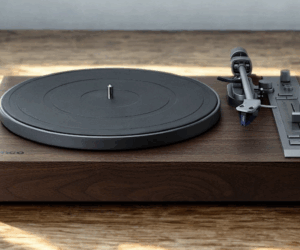 This flagship new turntable spins Lenco into a different price-groove entirely – and I think I like it