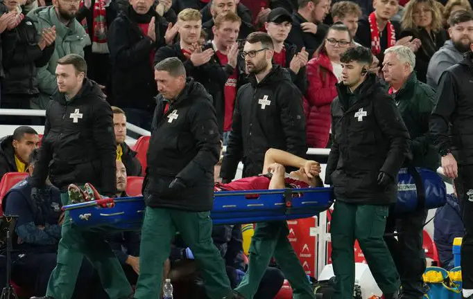 Leoni Faces Months Out With Torn Cruciate Ligament