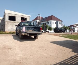 BREAKING: Tension As Police Teargas, Bar Journalists, Lawyers From Entering Kuje Court Ahead Of Sowore’s Appearance