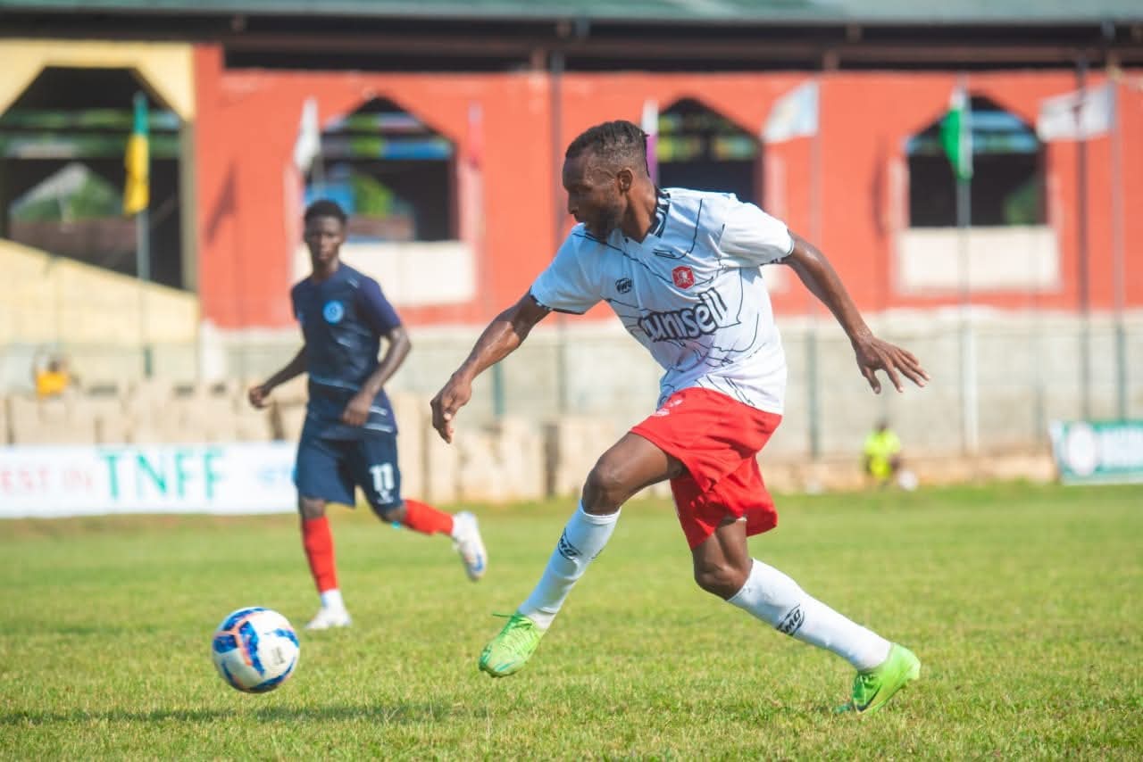 Abia Warriors close in on top spot as Enyimba stumble in Jos