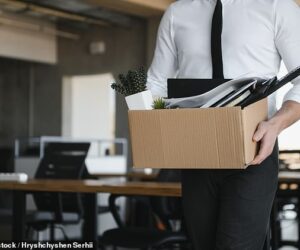 Man who quit Job after accidentally receiving paycheck 300 times his salary wins court case against employer’s attempt to reclaim funds