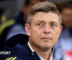 Sweden sack manager Jon Dahl Tomasson