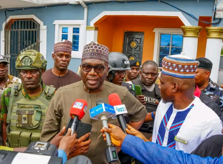 Kwara: AbdulRazaq visits Oke-Ode, other communities over bandits‘ attacks