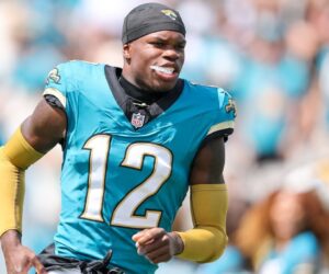 Are the Jaguars expecting too much of WR/CB Travis Hunter?