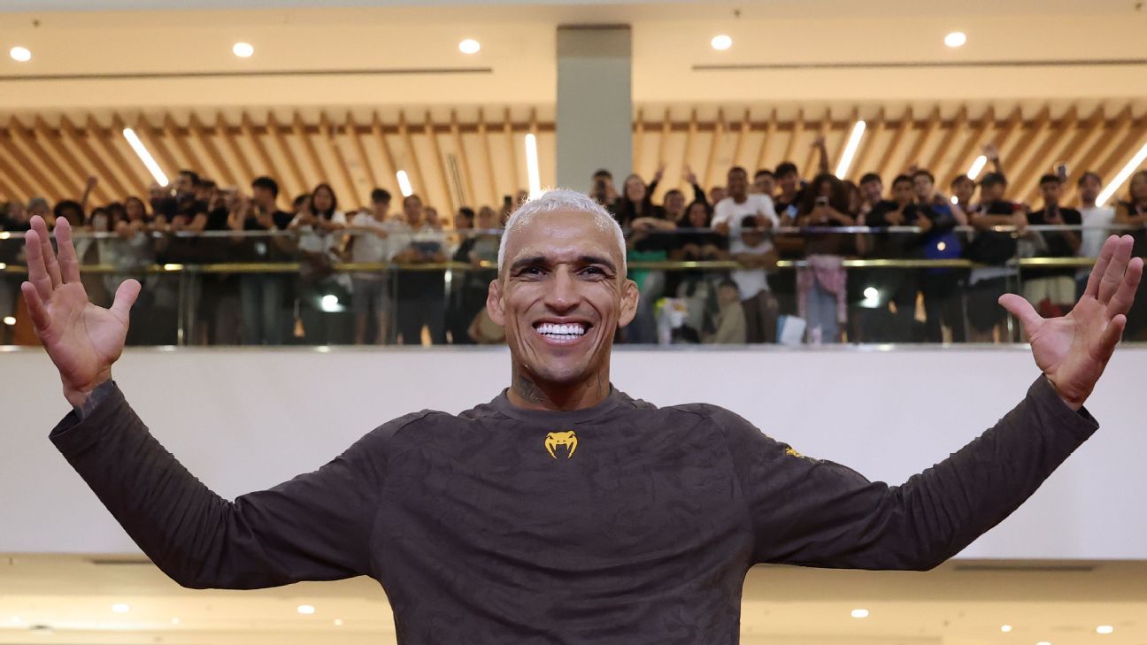 UFC Fight Night Rio expert picks, best bets: Charles Oliveira vs. Mateusz Gamrot