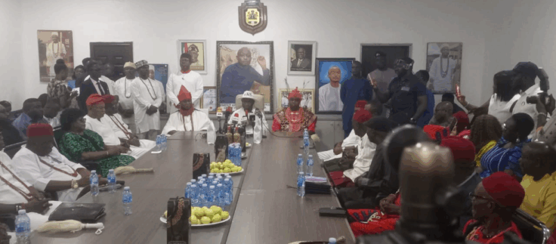 Council Chairman reconciles feuding Delta monarchs after one decade