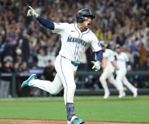 Mariners outlast Tigers in 15-inning thriller, advance to ALCS