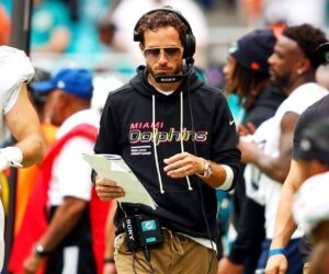 NFL hot seats: Mike McDaniel, Justin Fields, Brian Callahan