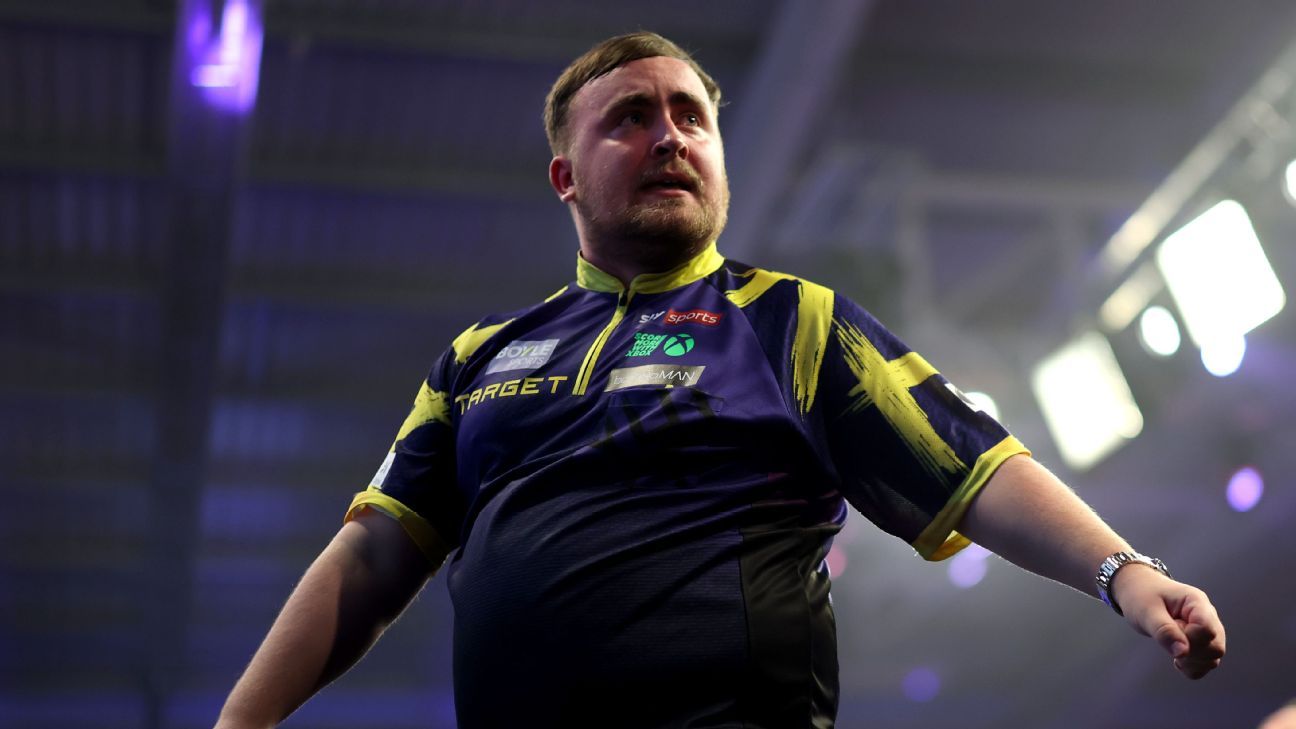 Beau Greaves stuns Luke Littler at World Youth Champs