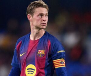 Frenkie De Jong signs new Barcelona contract until 2029