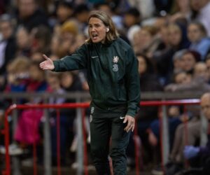 Women’s Champions League: Chelsea urged to ‘kill the hope’ of Paris