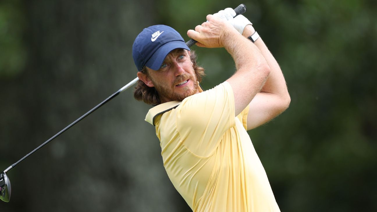 Tommy Fleetwood leads in India; Rory McIlroy fights to keep up