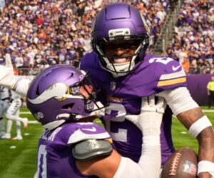 Vikings’ Isaiah Rodgers calls out fans for racist comments