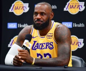 Source: Bettors allegedly got injury info on LeBron James