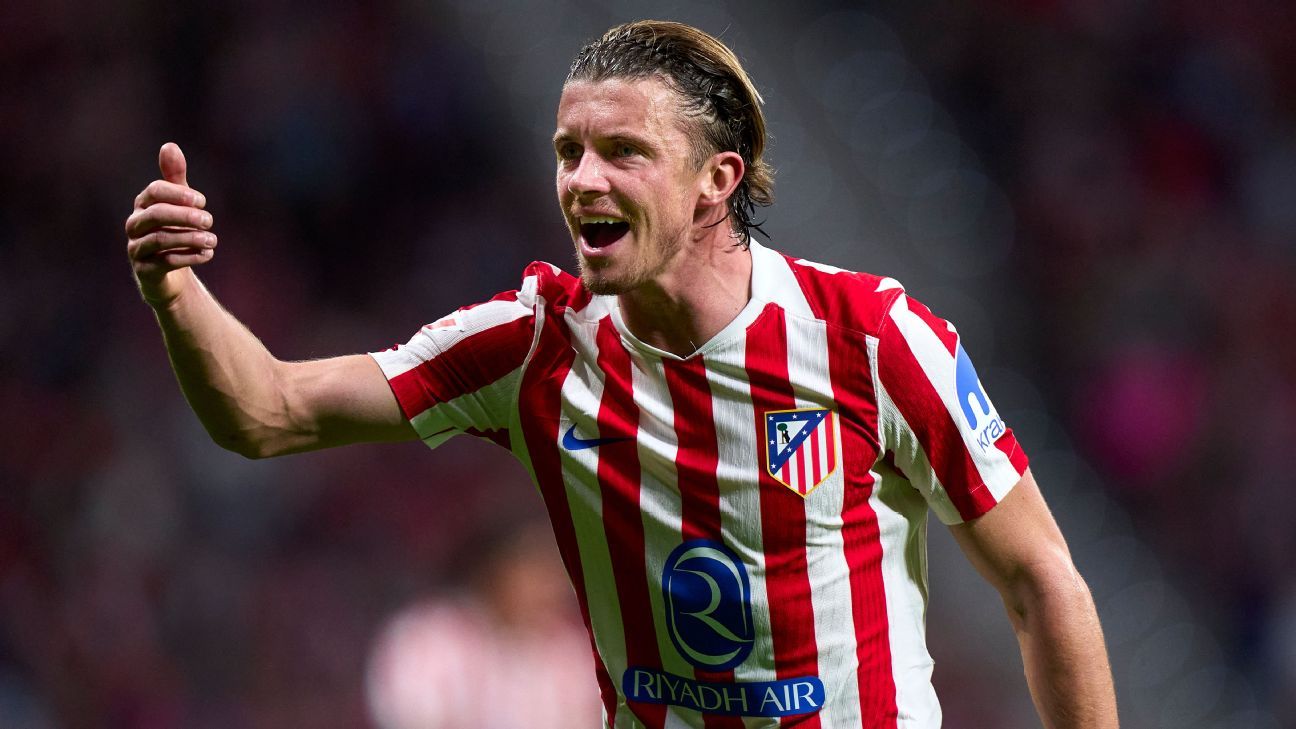 Transfer rumors, news: Gallagher among Man United midfield targets