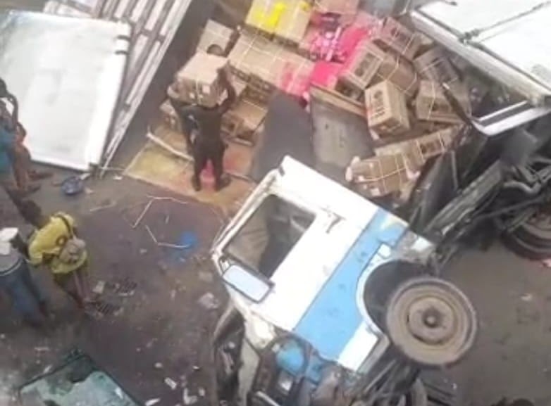 One injured as truck falls off Oshodi Bridge in Lagos