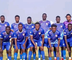 Wikki Tourists Overcome Shooting Stars