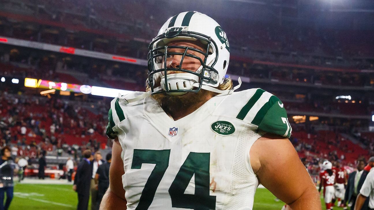Nick Mangold, former Jets star center, dies at age 41
