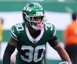 Sources: Eagles trade John Metchie III to Jets for Michael Carter II