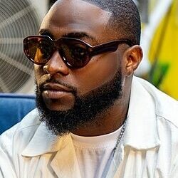 Governor Fintiri Hosts Davido Ahead Of Adamawa Concert