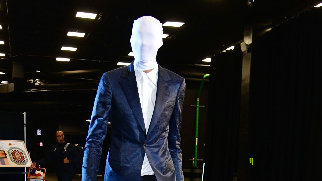 Victor Wembanyama’s Halloween costume trend potentially on pause