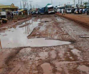 FG orders immediate repair of bad section on Nyanya-Mararaba road – Daily Trust