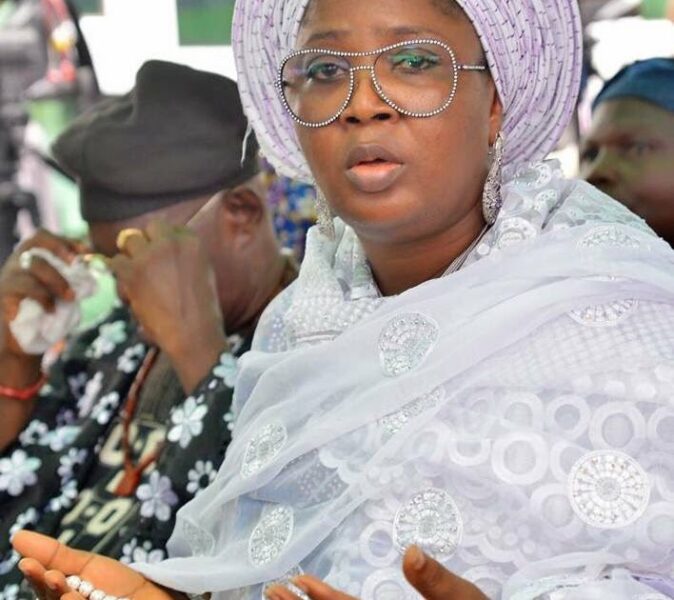 Tension Mounts in Edo as Oba Rejects Iyaloja Installation by Tinubu’s Daughter