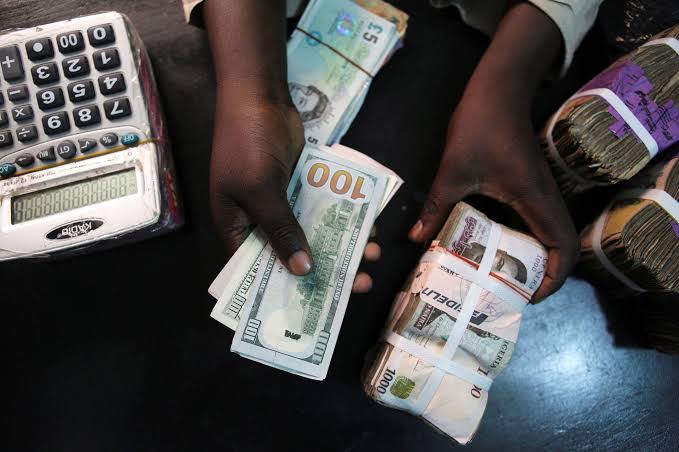 Naira to Dollar rate today, October 24, as naira weakens at black market