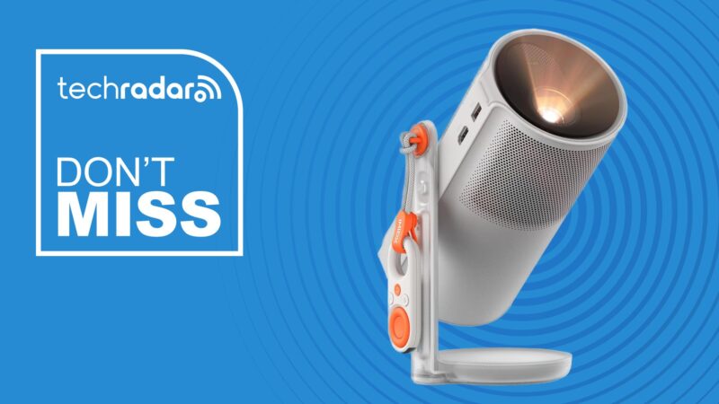 My favourite cheap portable projector has a great deal at Amazon – enjoy the big screen for less