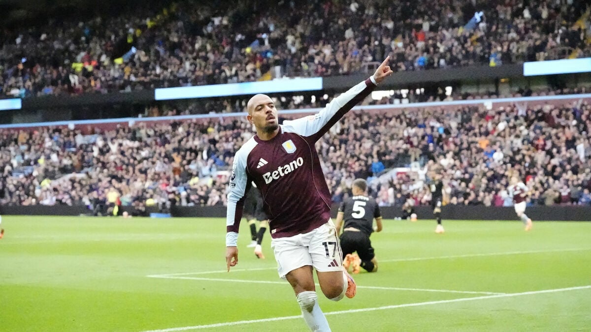Malen Scores Twice To Help Aston Villa Edge Burnley 2-1