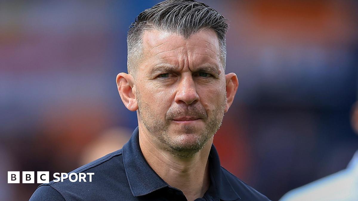 Matt Bloomfield: Luton Town sack manager after nine months in charge