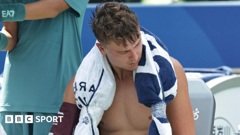 Tennis players facing the heat at Shanghai and Wuhan tournaments