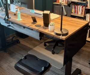 Uplift V3 Standing Desk review