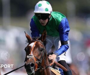 Tommie Jakes: Apprentice jockey dies aged 19