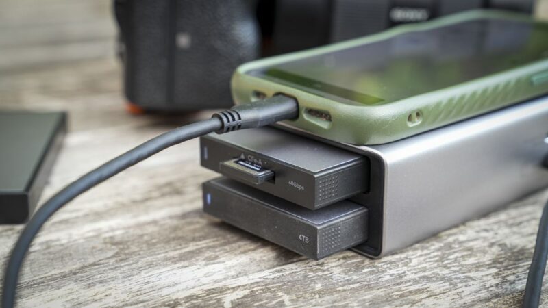 Lexar Professional Workflow Go 2-bay docking station review