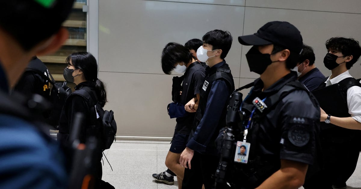 10 South Koreans arrested in Cambodia scam crackdown