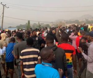 AAUA Students, Residents Protest Deadly Akungba Crash – Arise News