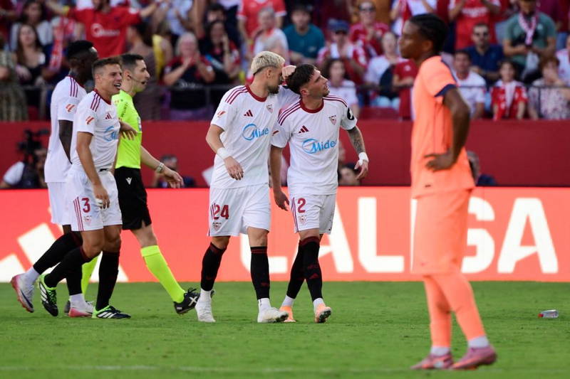 La Liga: Akor Adams scores, Ejuke bags assist as Sevilla thrash Barcelona