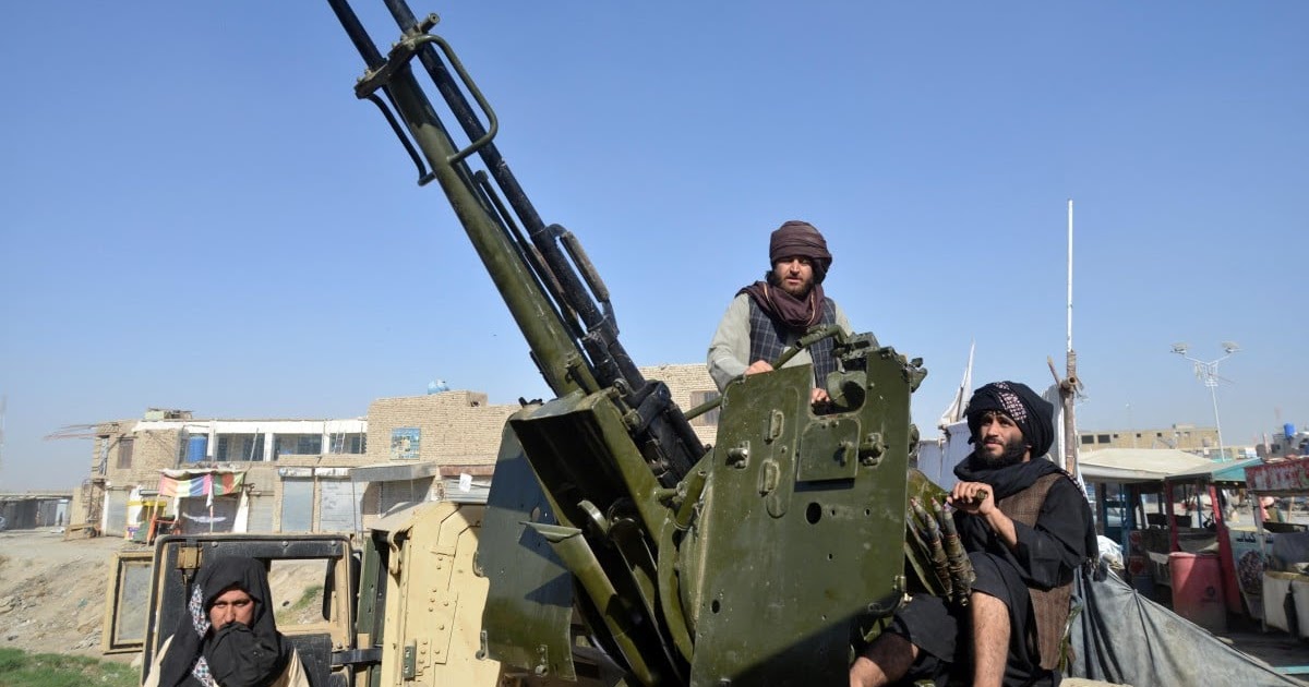 Dozens killed in Pakistan-Afghanistan border clashes