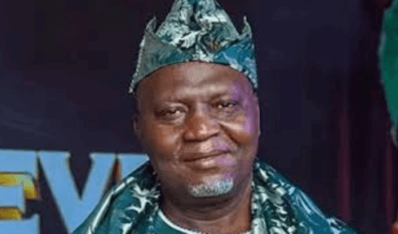 Alapini Oosa Reunites With Seyi Tinubu After Complaining Of Neglect