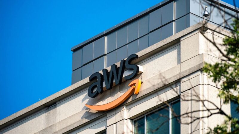 Amazon Cloud Drives $330 Billion Market Value Surge