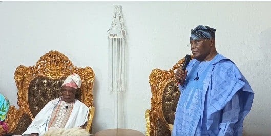 ‘Mo dobale’ — Atiku apologises to Ladoja over absence at Olubadan coronation