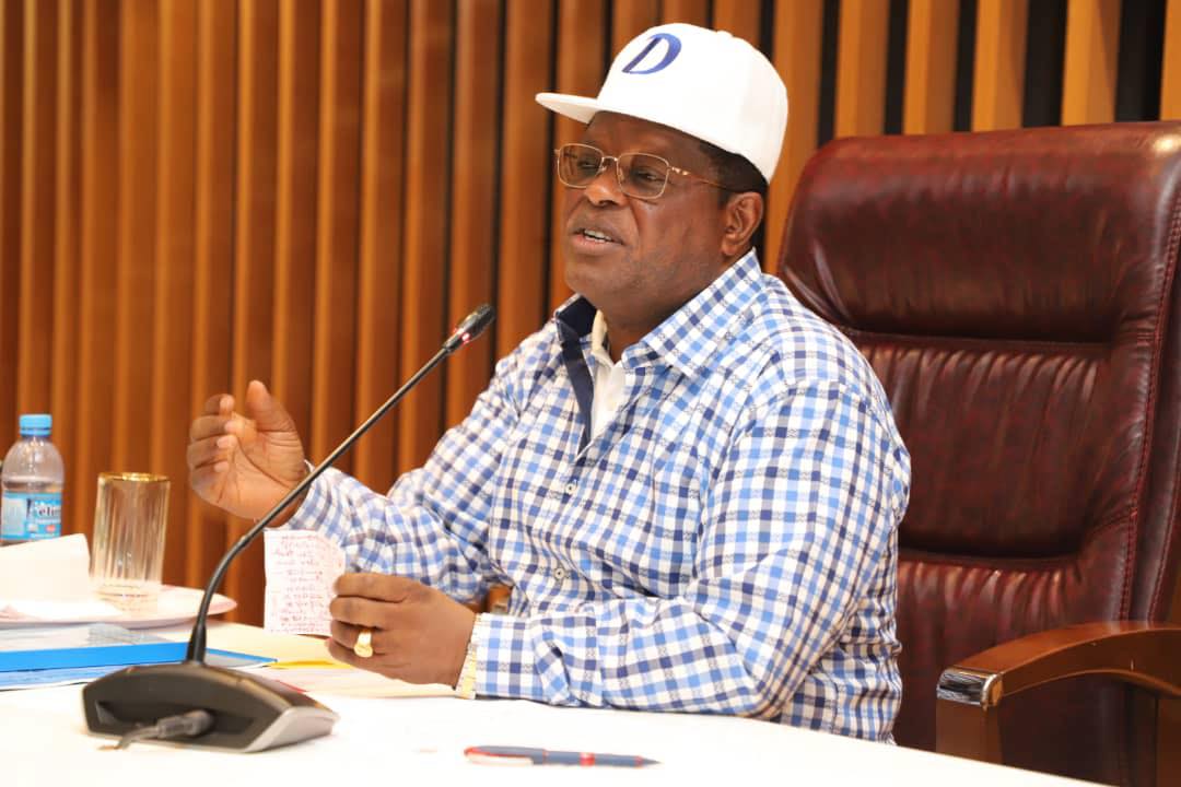 Umahi Orders CCECC To Redo Aba-Port Harcourt Road, Threatens Arrest, Contract Termination – Arise News