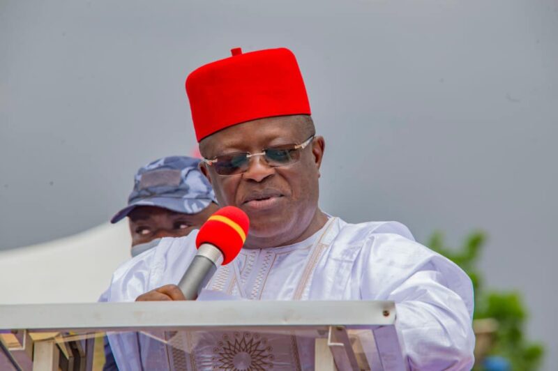 Umahi Debunks Viral Video On Ore–Ondo–Akure Road, Reaffirms Structural Integrity – Arise News